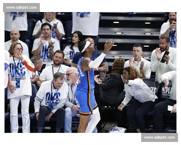 裁判争议引爆 G4！SGA 末节暴走 + 网友恶搞停车场偷袭哈利卡秃